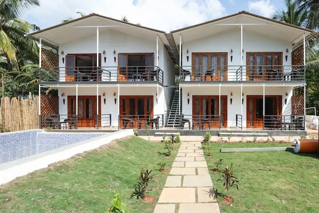 OYO 64889 La Indiana Beach Resort