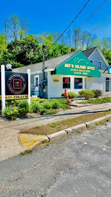 Mo's Island Spice Authentic Jamaican Cuisine