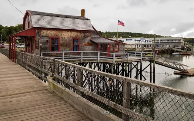 Boothbay Harbor Footbridge