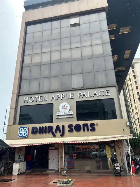 Hotel Apple Palace