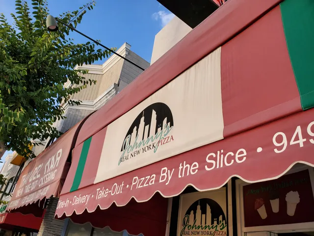 Johnny's The Bronx Pizza