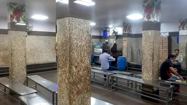 Lakshmi Natraj Refreshments