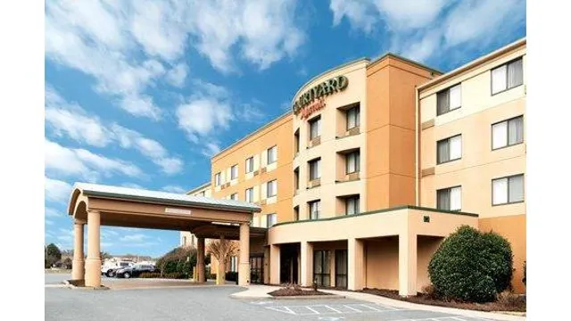 Courtyard by Marriott Salisbury