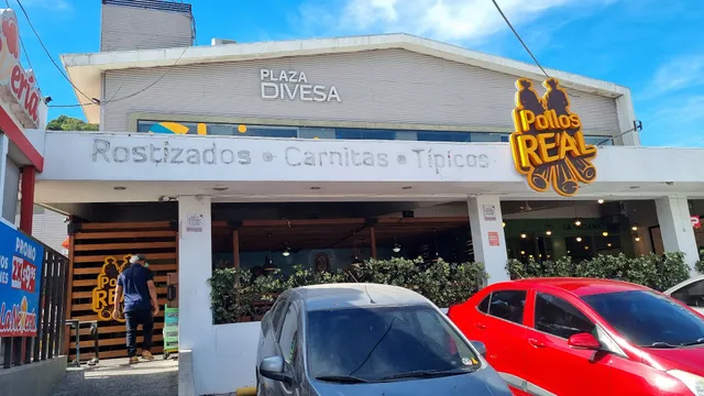 Pollos Real • Santa Elena