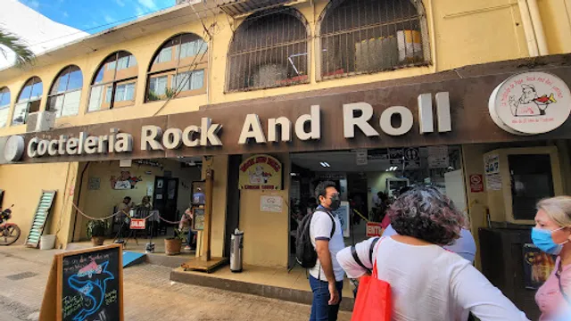 Rock and Roll Coctelería