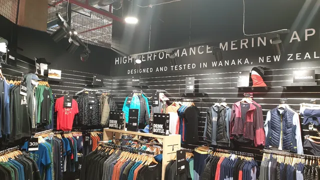 Mons Royale Outlet - Hornby