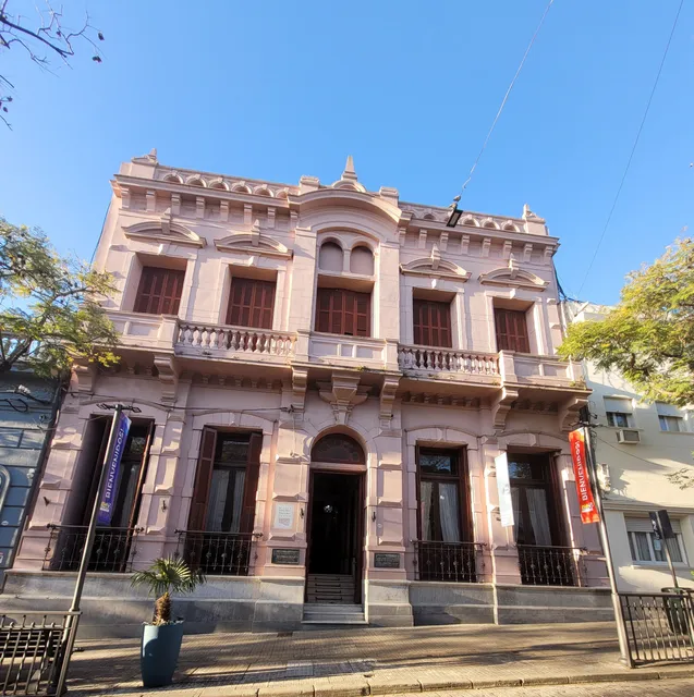 Museo de Bellas Artes y Artes Decorativas "María Irene Olarreaga Gallino"