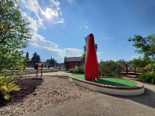 Little AL’s Mini Golf