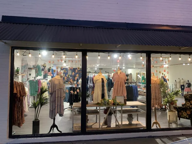 Rust & Ruffles Boutique