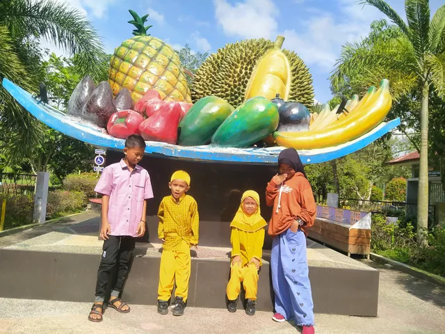 Fruit Park Lubuk Pakam