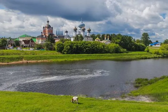 Tikhvinskiy Vvedenskiy Zhenskiy Monastyr'