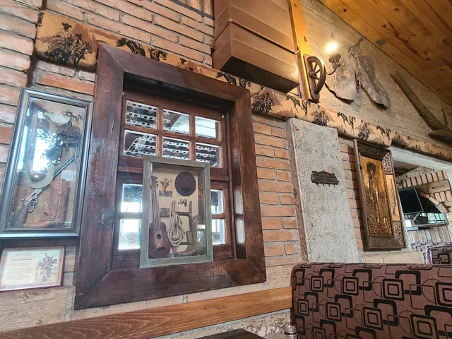 El Arrancadero Restaurant & Bar