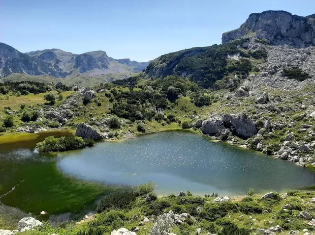 Crno Jezero