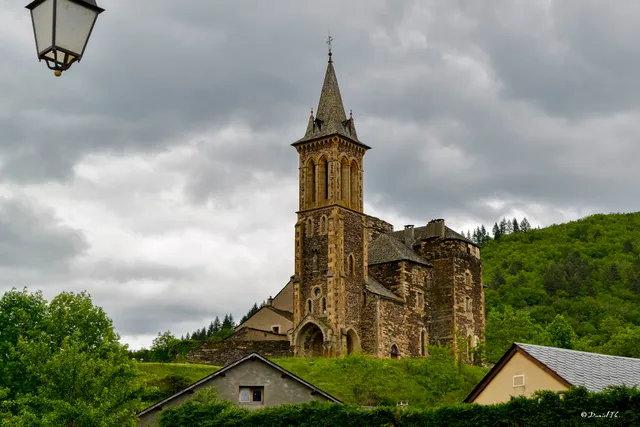 Collégiale de Bédouès