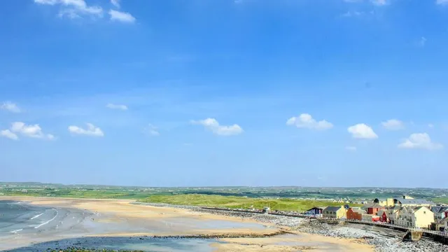 Lahinch Beach