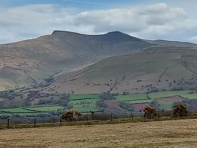 Mynydd Illtud