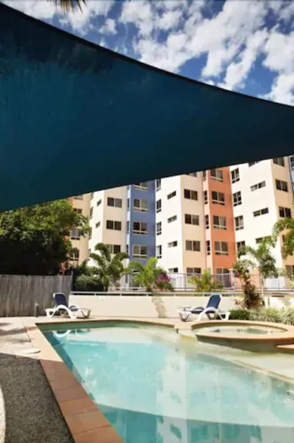 On The River Holiday Apartments