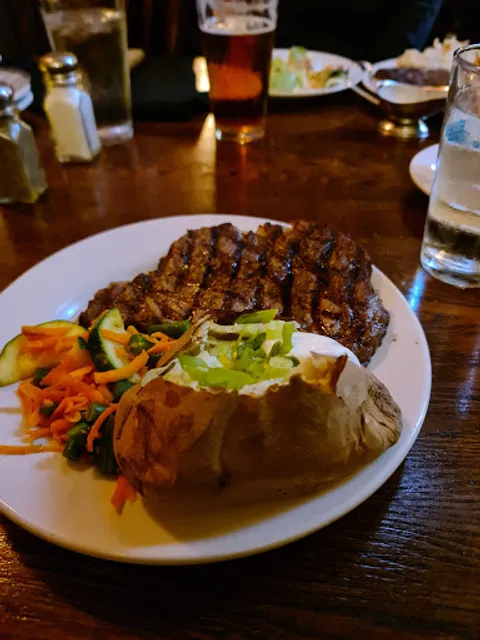 Hunter Steakhouse - Oceanside