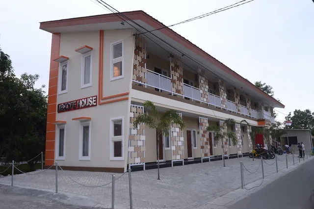Denofe Guest House