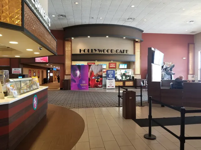 Marcus Oakdale Cinema