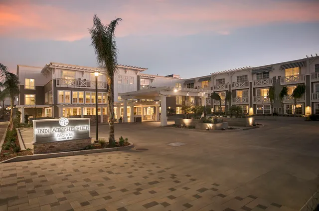Inn at the Pier Pismo Beach, Curio Collection by Hilton