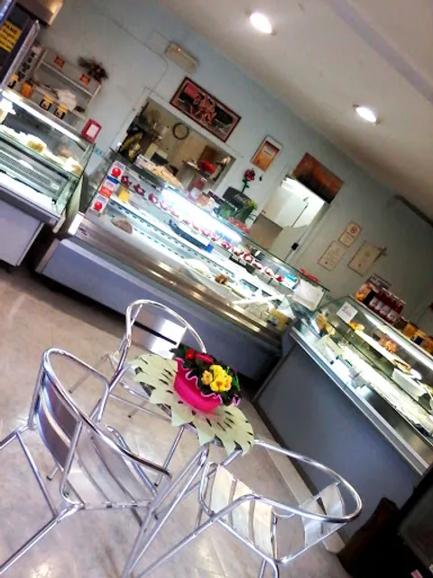 Pasta All'Uovo e Gastronomia La Sfoglia