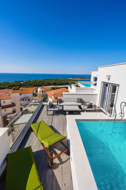 Aquarelle Luxury Apartments