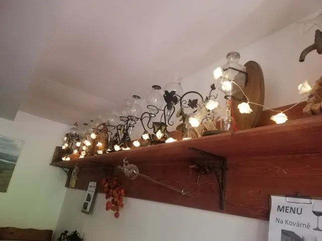 Jablonná nad Vltavou (zámek)