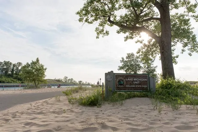 Holland State Park - Macatawa Campground