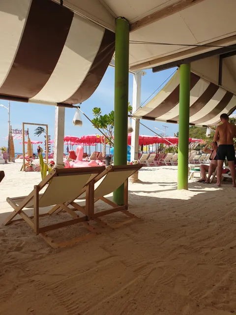 แสมชมพู/samaeChompoo pink beach บริการชาวไทยและชาวต่างชาติ