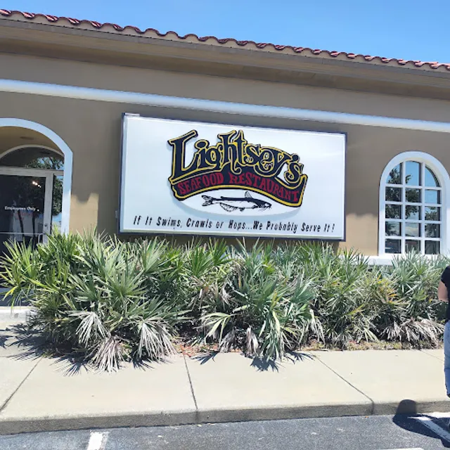 Lightsey’s Seafood Restaurant & Fish Co.