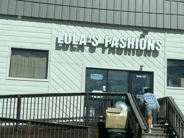 Lula's Fashion and Alterations