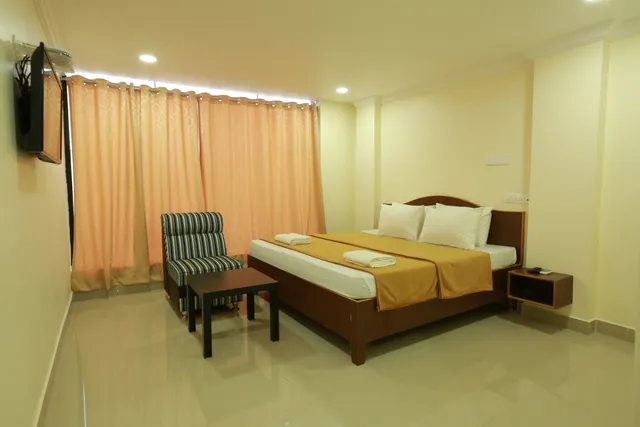 Capital O Hotel Shri Balaji Residency