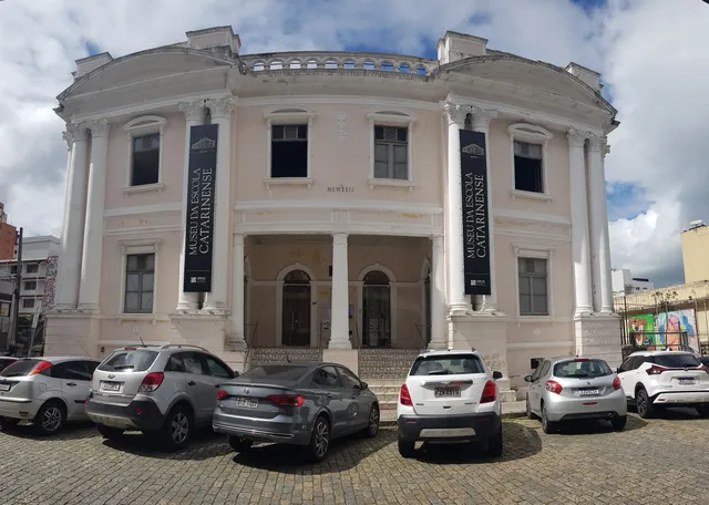 MESC - Museu da Escola Catarinense