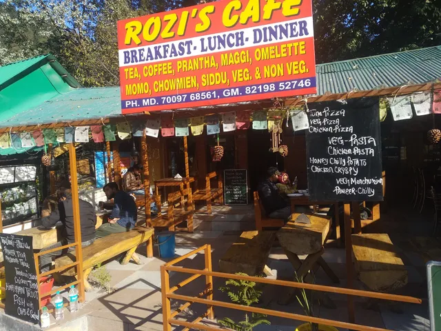 Rozi's cafe