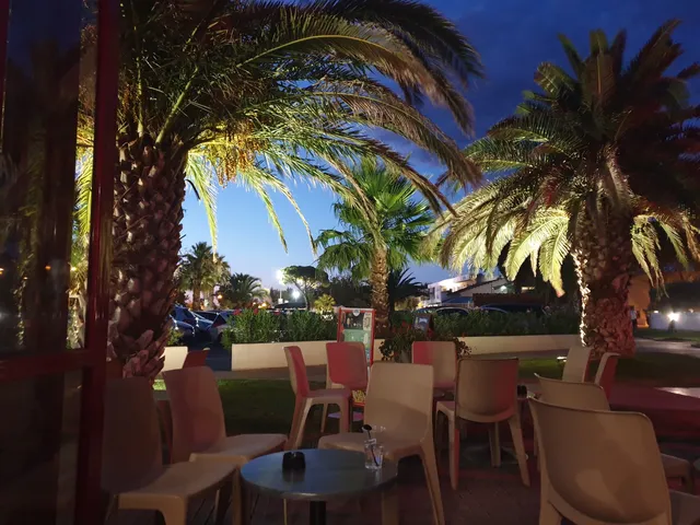 L'atoll Bar Bar-Restaurant