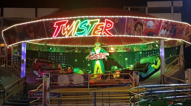 Parc Aladin ( manège sidi selam )