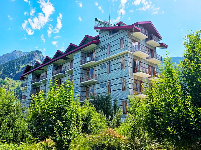 Hotel Marina Heights Manali