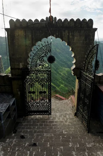 Gagangiri Maharaj Math