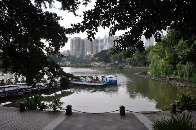 Liwanhu Park （East Gate）