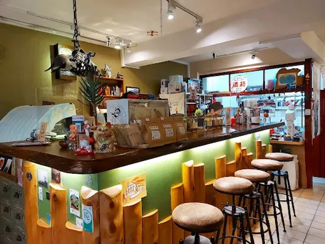 佬家咖啡(店休參考 fb、ig 相片