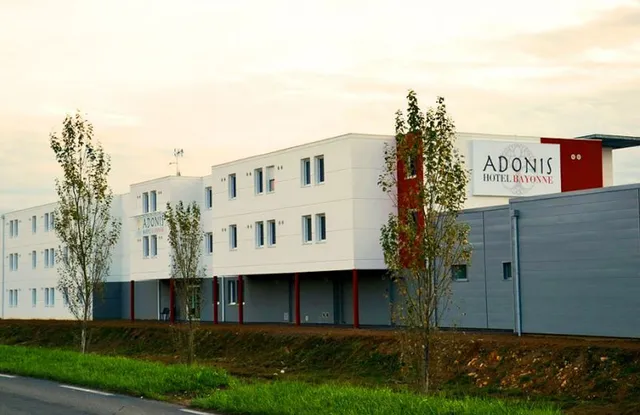 Adonis Hôtel Bayonne
