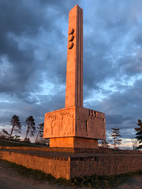 Monumentul de la Guruslău