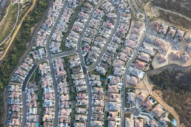 Church of the Sacred Heart of Jesus, Pagar Tras (1882)