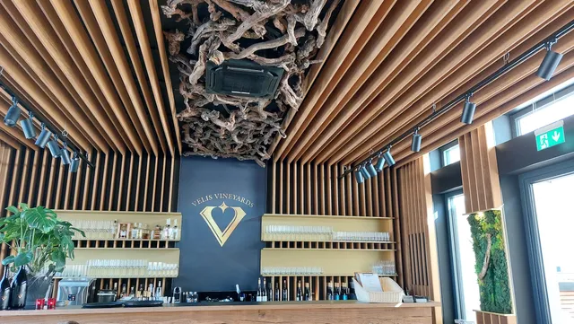 Velis Vineyards GmbH