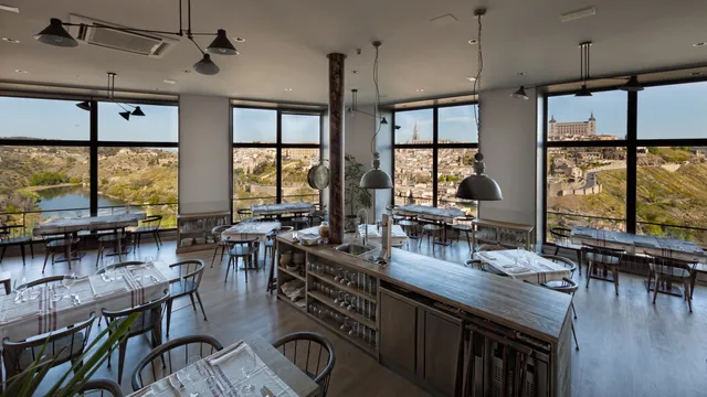 Restaurante La Ermitaña / Mirador Gastronómico de Toledo