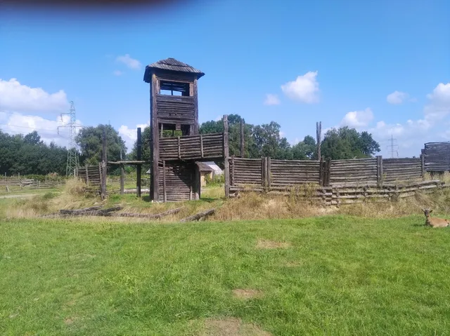 Białogród Osada Warowna