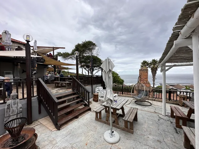 Dutton's Cove Restaurant