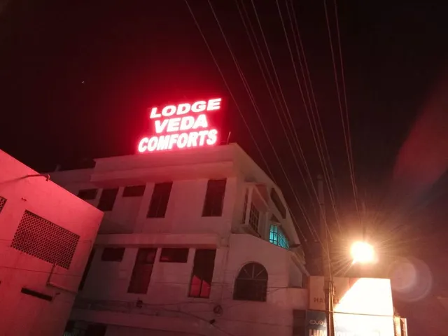 Hotel veda comfort