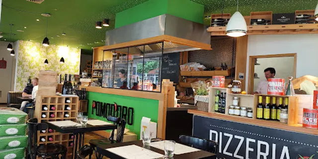 Pizzeria Pomod'oro - Massimo Milan